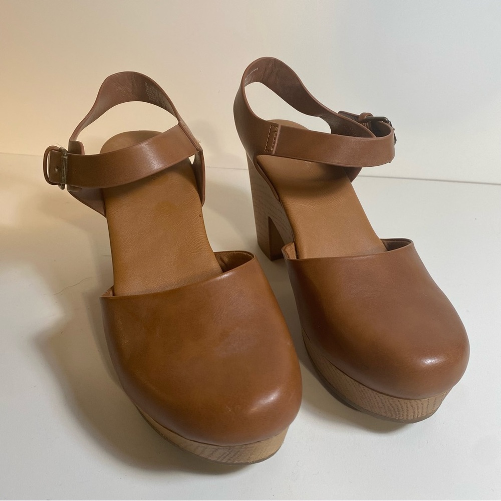 Universal Threads Mary Jane Heel